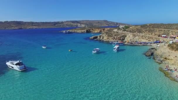 Κυκλοφορία Στη Γαλάζια Λιμνοθάλασσα Malta — Αρχείο Βίντεο