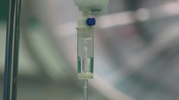 Intraveneuze Therapie Infusie Van Vloeibare Stoffen Rechtstreeks Een Ader Het — Stockvideo