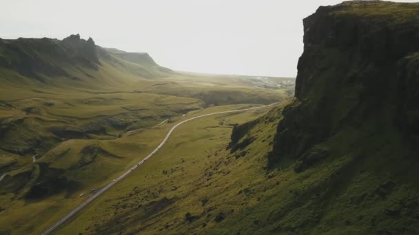 Epic Drone Footage Road Iceland — Vídeo de Stock