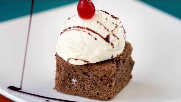 Vanilla Ice Cream Brownie Background — 图库视频影像