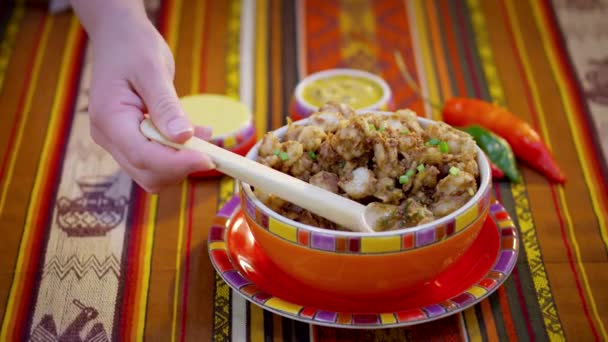 Mote Sucio Dish Ecuador — Vídeos de Stock