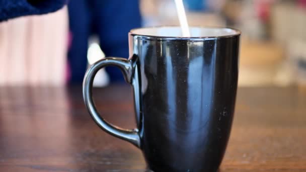 Clip Taken Coffee Shop Cafe Caucasian Women Stirring Sipping Refillable — Stock video