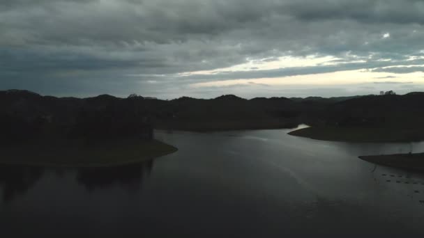 Beautiful Drone Flight Paraibuna Resevoir Brazil — Stockvideo