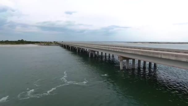 Aerial Rise Reveal Florida Highway Sitting Coast Next Ocean — Video
