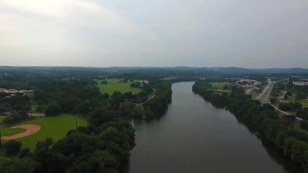 Aerial Pushing Empty Zilker Park Austin Texas — Stockvideo