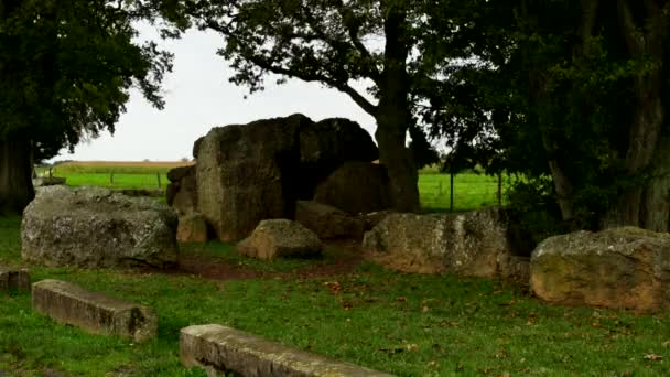 Dolmen Megalithic Burial Chamber Neolithic Consists Three Standing Stones Covered — Αρχείο Βίντεο