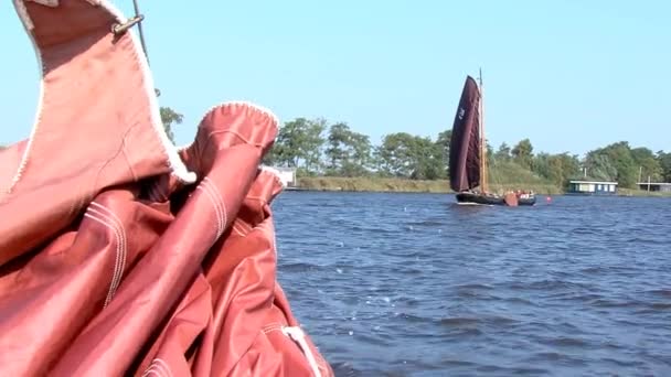 Sailing Classic Boats Inhore Water Friesland Netherlands — Vídeos de Stock