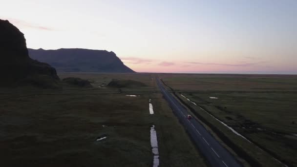 Car Iceland Sunrise — Vídeo de stock