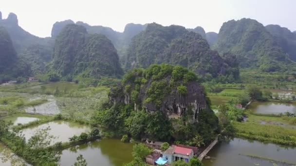 Phong Nha Kebang Beautiful Small Village Middle Massif Mountain Walls — Videoclip de stoc