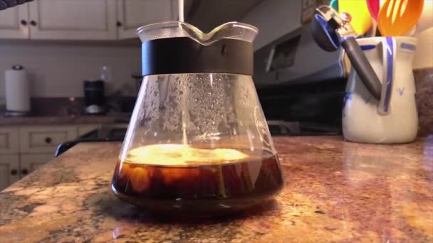 Frothed Cream Being Poured Coffee Beaker Slow Motion — Stockvideo