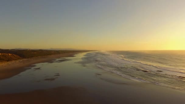 Drone Flying Backwards Whiskey Run Beach Bandon Southern Oregon Coast — Video Stock