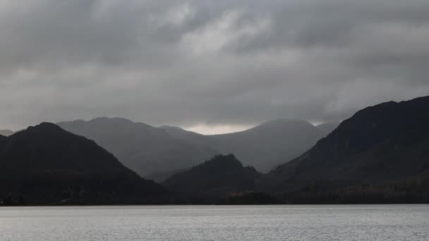 Uma Visão Sombria Sombria Derwent Water Distrito Lago Inglês Vista — Vídeo de Stock