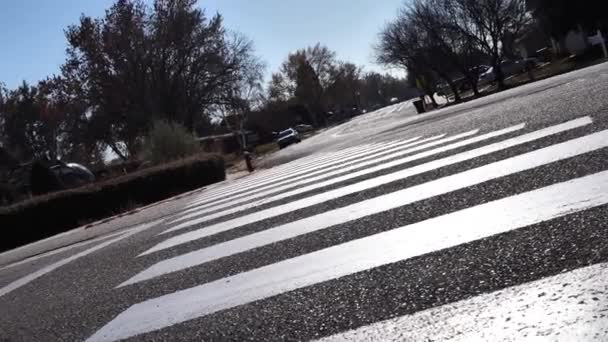 Infinity Roll Clip Surprisingly Long Crosswalk Shot Creepy Sort Way — ストック動画