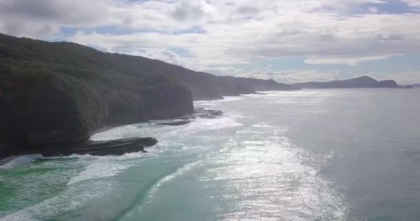 Spectacular Aerial Morning Flight Cliffs Colorful Ocean Australia — Vídeo de Stock