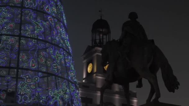 Christmas Tree Decorations Puerta Del Sol Madrid Night — Stockvideo
