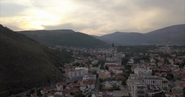 Aerial Footage Mostar Bosnia Herzegovina Mountainous Hills Distance Old Town — Video Stock