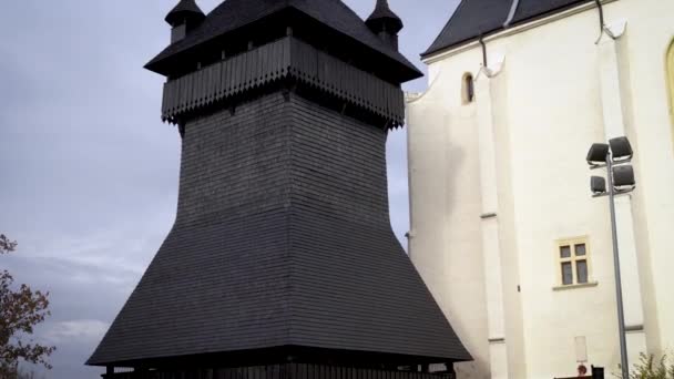 Wood Tower Church Hungary Nyrbtor — Stockvideo