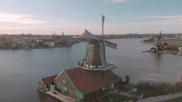 Aerial View Windmills Typical Dutch Landscape Rotating Wicks Bright Day — 图库视频影像