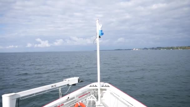 Lindau Niemcy Przejażdżka Statkiem Pasażerskim Wzdłuż Wybrzeża Jeziora Bodeńskiego Lindau — Wideo stockowe
