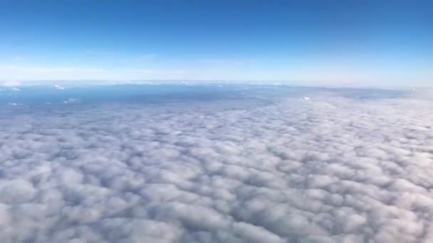 Timelapse Video Airplane Rises Layers Clouds — Stok video