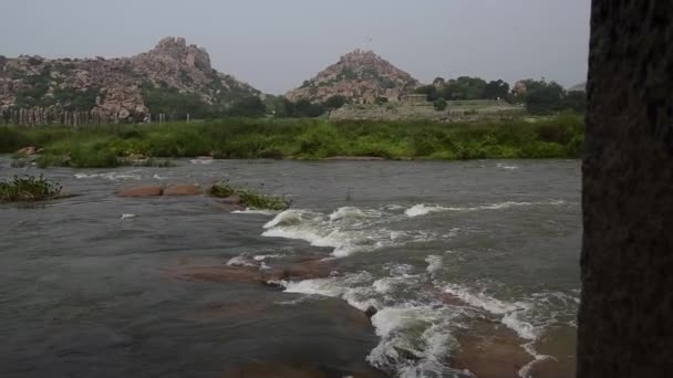 Tungabadra River Flowing Hampi — Stok video
