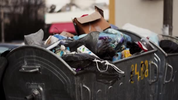 Trashcan Full Garbage — Vídeo de Stock