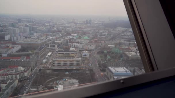 View Fernsehturm Centre Berlin — Vídeo de stock
