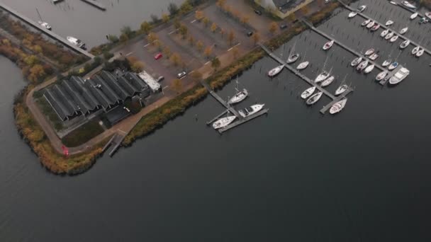 Aerial Reveal Quay Luxury Pleasure Boats Overcast Dreary Cold Day — 图库视频影像