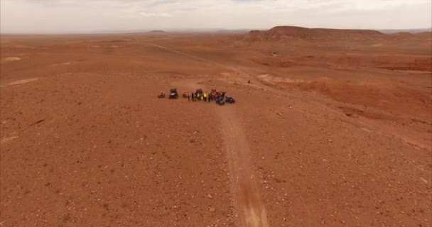 Aerial Shot Moving Away Group Quads Middle Desert Morocco — Video