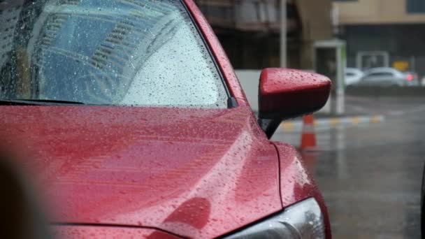 Shiny Red Luxury Car Parked Slight Rain Drizzle Dubai Uae — Video Stock