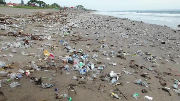Plastic Garbage Beach Residential Area Plastic Pollution — Stok Video