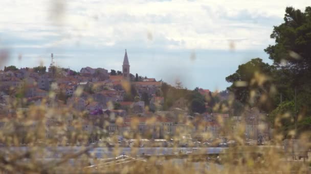 Mediterranean Coastal City Red Roofs Dry Blurred Grass Clouds Sky — Stockvideo