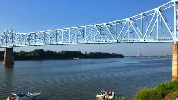 View Ohio River Glover Cary Bridge Owensboro Kentucky Shot Smothers — Stok Video