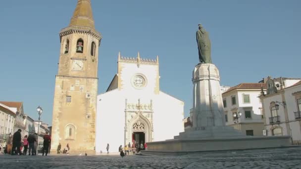 Building Cathedral Church Heritage Fore Front Statue Travel People Sunset — Vídeo de Stock