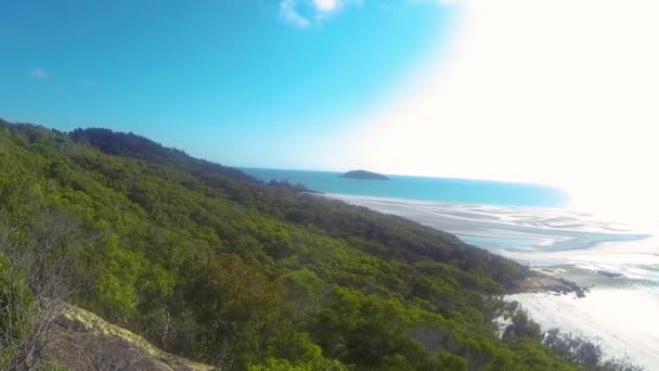 Panning Australian Whitsunday Islands Hot Day — Vídeo de stock