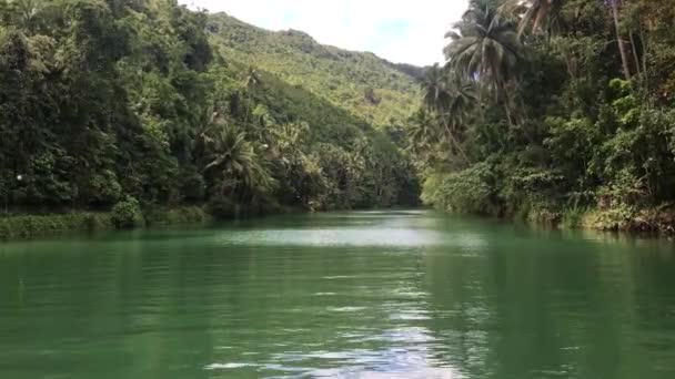 Sailing Loboc River Facing Forwards Philippines — Video