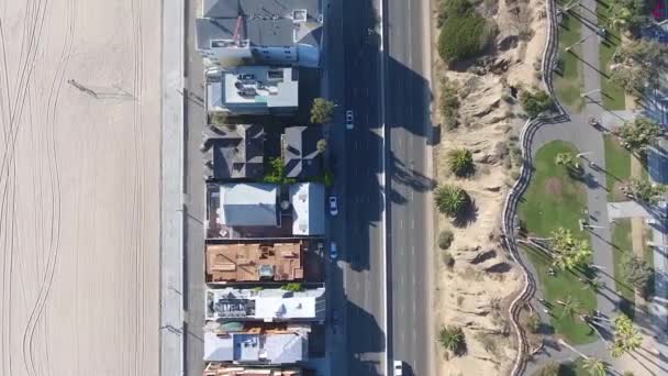 Birds Eye View Traffic Driving City Beach Shot Drone Panning — Stok video