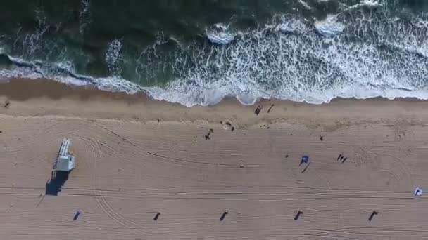 Birds Eye View Waves Beach Moving Higher Upwards Away Beach — Stock videók