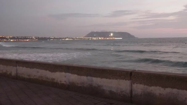 Sonnenuntergang Über Der Küste Von Miraflores Lima Lichtkreuz Hintergrund — Stockvideo