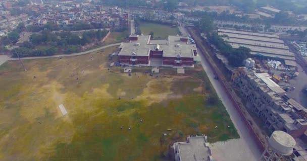 Aerial Flight School Bombay India Drone Camera Crossing School Children — Stock Video