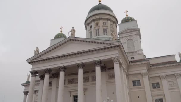 Gran Catedral Helsinki Vista Desde Frente Nivel Del Suelo Conmovedora — Vídeos de Stock