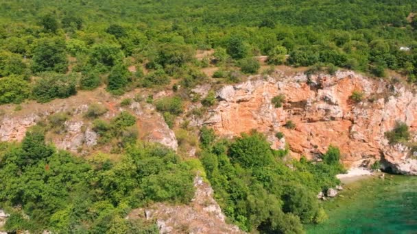 Aerial Shot Macedonia Coast Clif Beautiful Water Ohrid Lake Southern — Wideo stockowe