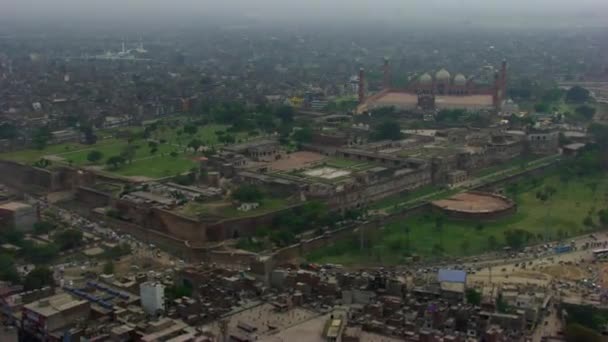 Lahore Pakistán Vista Drone Famosa Mezquita Badshahi Lal Qillla Con — Vídeo de stock