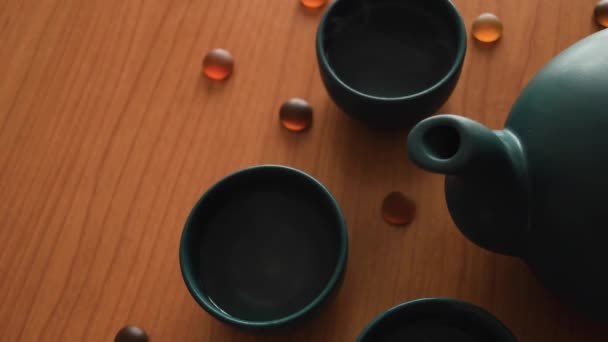 Minimal Background Green Japanese Tea Set Steam Coming Out Cups — Stock videók