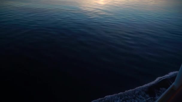 Krásný Západ Slunce Nad Obzorem Oceánu Moře Lodí Křižující Před — Stock video