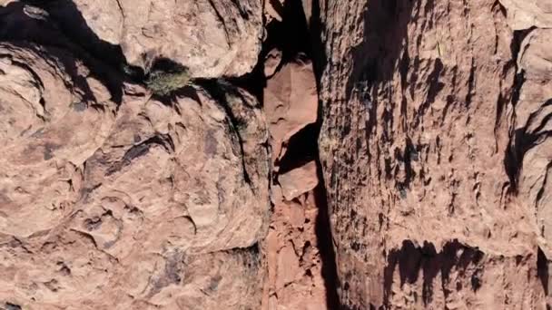 Drone Flying Red Rock Desert Looking Slot Canyon — Stock video