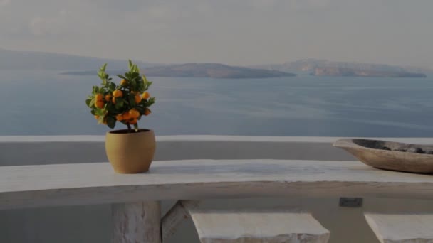 Majestuosa Vista Caldera Santorini Vista Desde Una Villa Vacaciones Oia — Vídeos de Stock