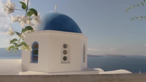 Cúpula Azul Uma Pequena Capela Ortodoxa Grega Com Vista Para — Vídeo de Stock