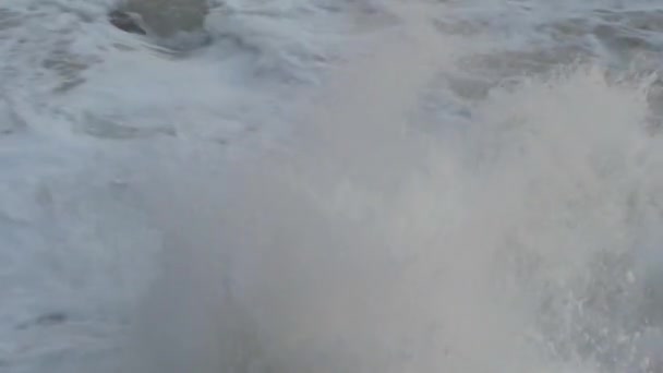 Golven Tijdens Een Zeestorm Slow Motion — Stockvideo