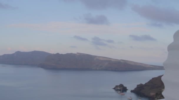 Tracking Back Majestic View Aegean Sea Engulfed Dark Santorini Clifs — Stock Video